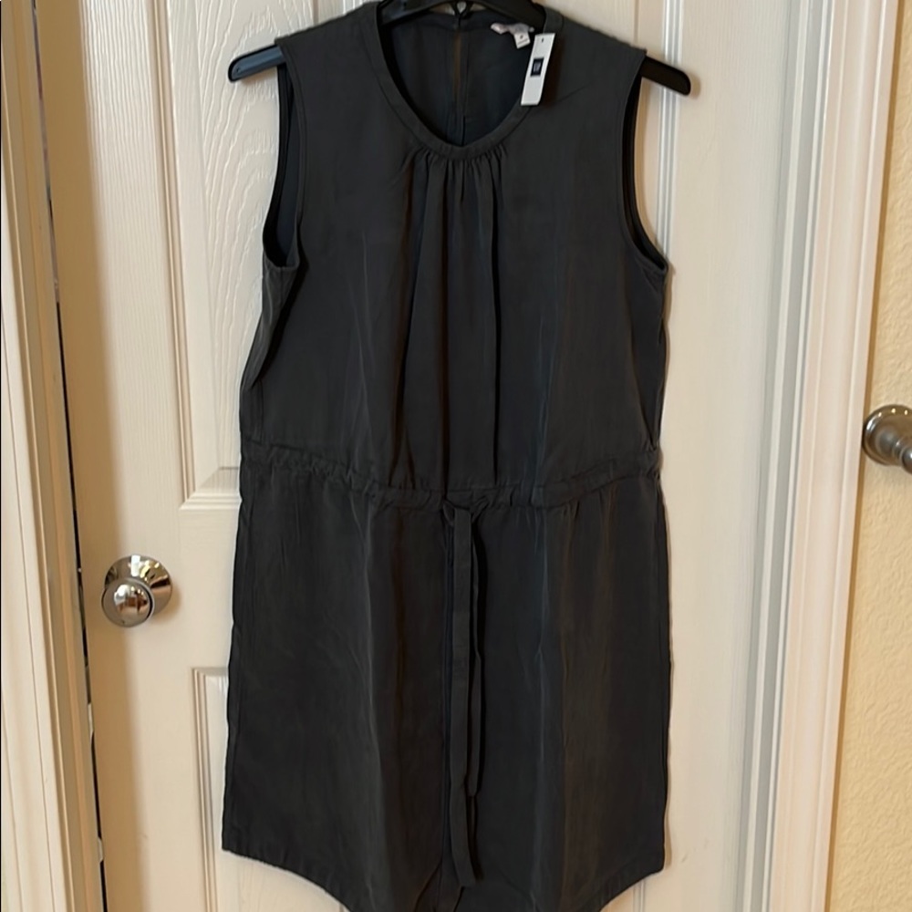 NWT Gap grey sleeve less dress with drawstring